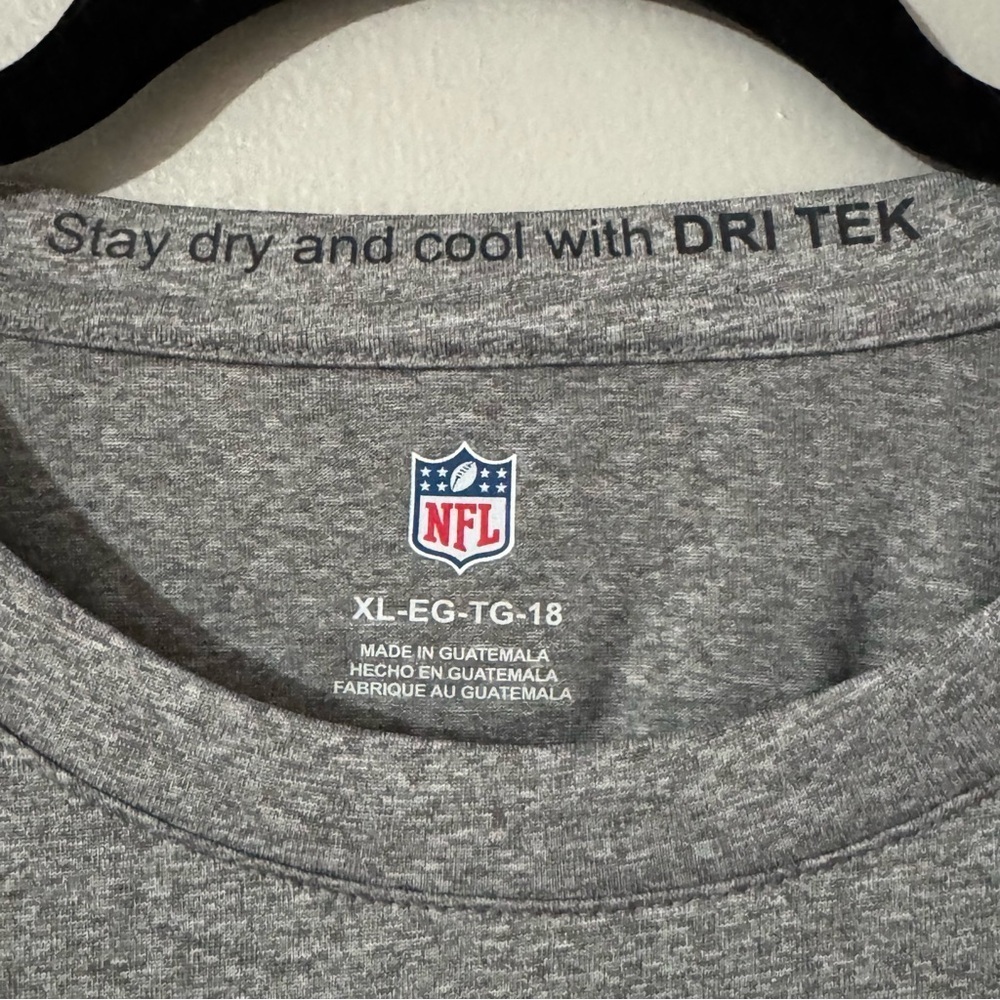 NFL Minnesota Vikings Dri-Tek Short Sleeve Shirt Youth XL or Women’s L - Picture 4 of 6
